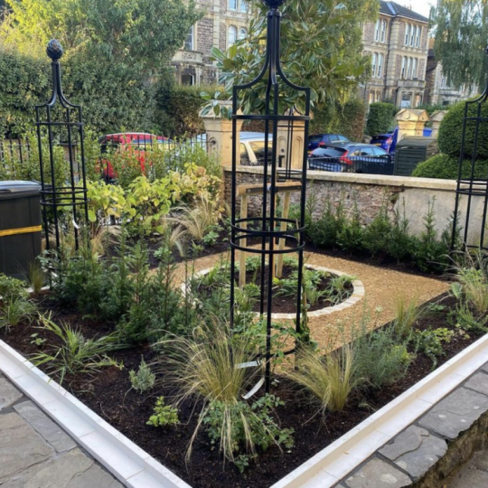 Henleaze bristol garden front Symbol Gardens Bristol garden design